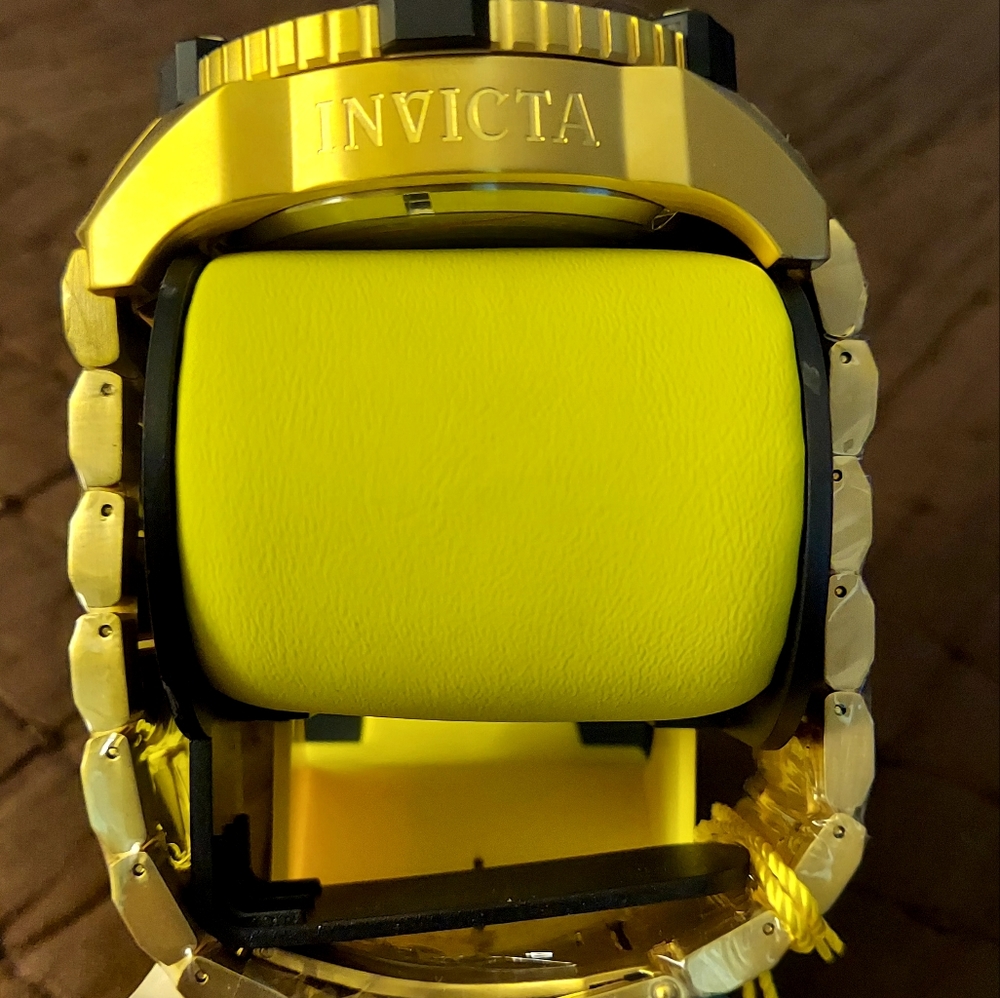 New invicta reserve grand octane 63mm swiss - Picture 3 of 4